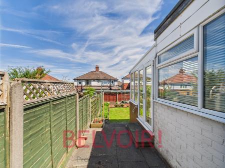 3 bedroom Semi-detached house for sale in Blurton Road, Blurton, Stoke-on-Trent, ST3