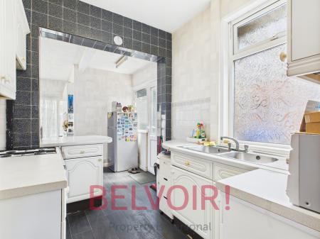 3 bedroom Semi-detached house for sale in Blurton Road, Blurton, Stoke-on-Trent, ST3