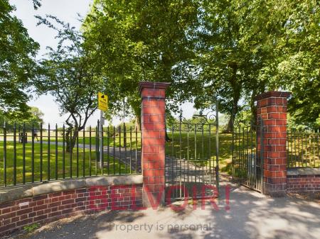 2 bedroom Flat for sale in Caldon Quay, Hanley, Stoke-on-Trent, ST1