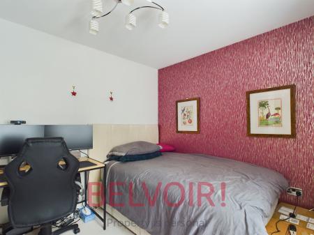 2 bedroom Flat for sale in Caldon Quay, Hanley, Stoke-on-Trent, ST1