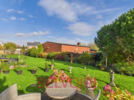 2 bedroom Flat for sale in Celebration Court, Stoke-on-Trent, ST6