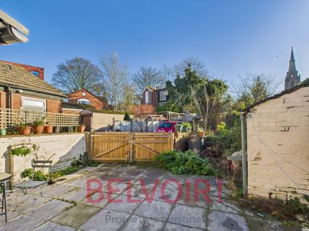 2 bedroom Terraced House for sale in Hassell Street, Newcastle-under-Lyme, ST5