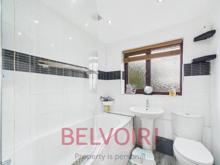 2 bedroom Semi-detached house for sale in Mill View, Stoke-on-Trent, ST6