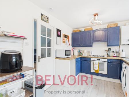 2 bedroom Semi-detached house for sale in Mill View, Stoke-on-Trent, ST6