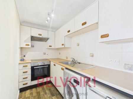 1 bedroom Flat for sale in Northwood Green, Stoke-on-Trent, ST1
