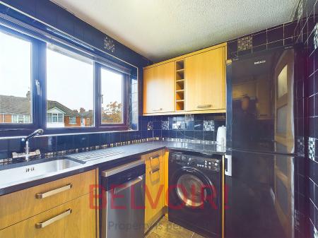 1 bedroom Flat for sale in Shallowford Court, Etruria, Stoke-on-Trent, ST1