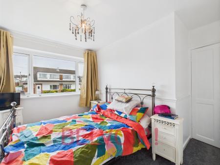 3 bedroom Semi-detached house for sale in Soames Crescent, Stoke-on-Trent, ST3