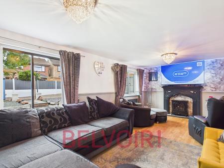 4 bedroom Detached house for sale in Tansey Close, Bucknall, Stoke-on-Trent, ST2