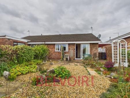 2 bedroom Bungalow for sale in Westmorland Close, Stoke-on-Trent, ST6