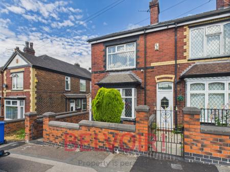 3 bedroom End of terrace house for sale in Louise Street, Burslem, Stoke-on-Trent, ST6