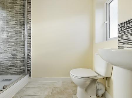 4 bedroom Semi-detached house to let in Commercial Road, Hanley, Stoke-on-Trent, ST1