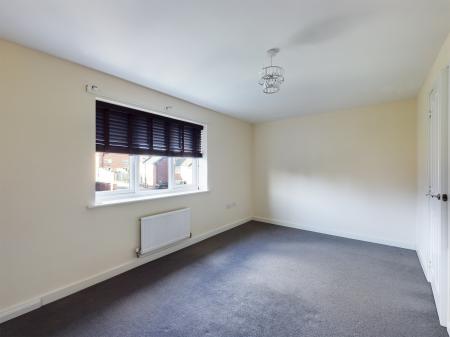 4 bedroom Semi-detached house to let in Commercial Road, Hanley, Stoke-on-Trent, ST1