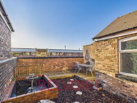 4 bedroom Semi-detached house for sale in Lorne Street, Burslem, Stoke-on-Trent, ST6