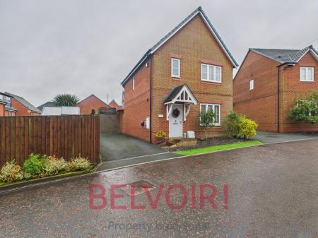 3 bedroom Detached house for sale in Rudyard Lake Grove, Stoke-on-Trent, ST6
