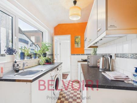 2 bedroom Terraced House for sale in Price Street, Stoke-on-Trent, ST6