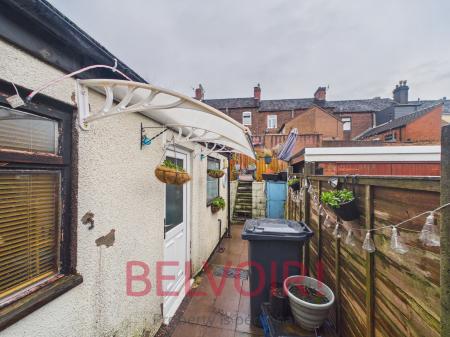 2 bedroom Terraced House for sale in Mount Street, Northwood, Stoke-on-Trent, ST1