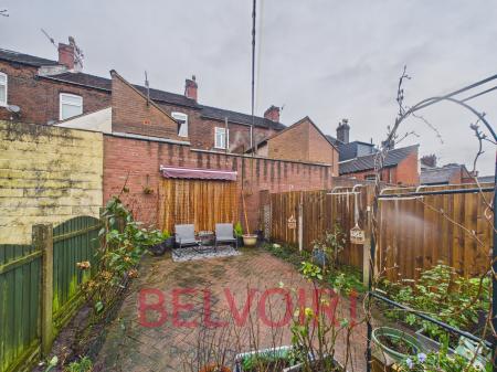 2 bedroom Terraced House for sale in Mount Street, Northwood, Stoke-on-Trent, ST1