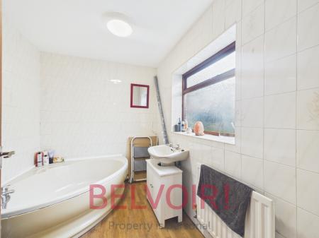 2 bedroom Terraced House for sale in Mount Street, Northwood, Stoke-on-Trent, ST1