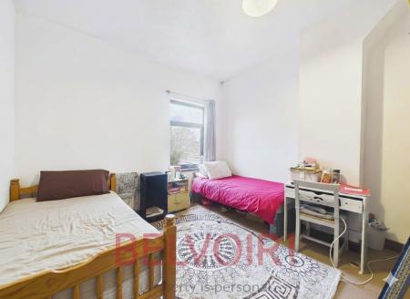 2 bedroom Terraced House for sale in Ruxley Road, Bucknall, Stoke-on-Trent, ST2