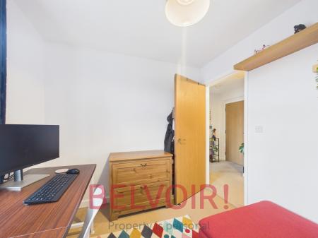 2 bedroom Flat for sale in Etruria Court, Stoke-on-Trent, ST1