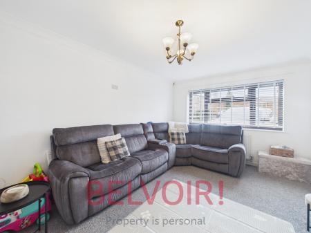 5 bedroom Semi-detached house for sale in Bexhill Grove, Stoke-on-Trent, ST1