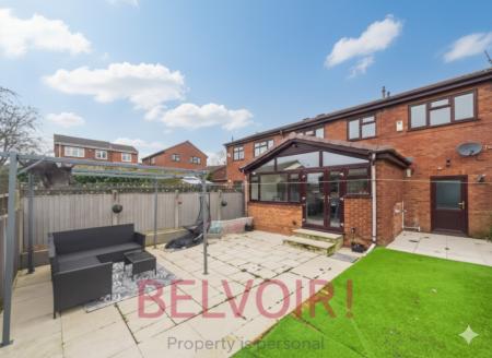 5 bedroom Semi-detached house for sale in Bexhill Grove, Stoke-on-Trent, ST1