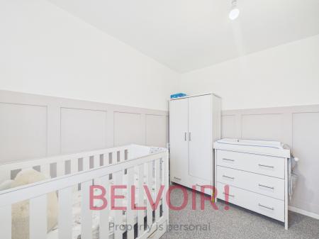 5 bedroom Semi-detached house for sale in Bexhill Grove, Stoke-on-Trent, ST1