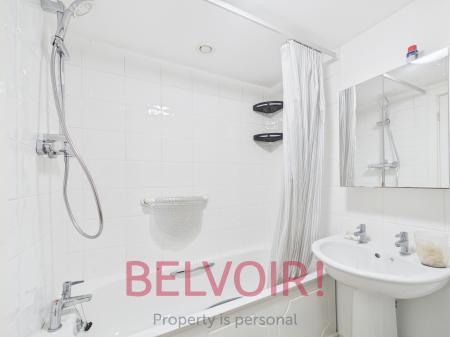 2 bedroom Flat for sale in Hordley Street, Hanley, Stoke-on-Trent, ST1