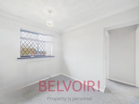 4 bedroom Semi-detached house for sale in Cheltenham Grove, Stoke-on-Trent, ST1