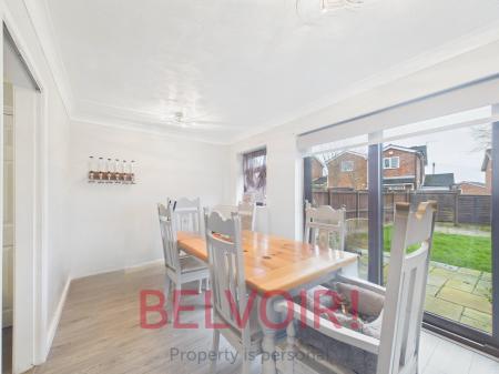 4 bedroom Semi-detached house for sale in Cheltenham Grove, Stoke-on-Trent, ST1