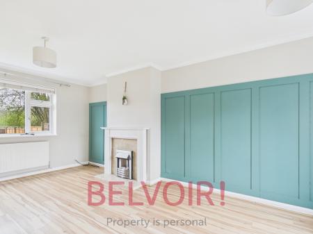 3 bedroom Semi-detached house to let in Little Cliff Road, Blurton, Stoke-on-Trent, ST3