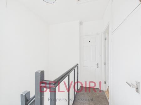 3 bedroom Semi-detached house to let in Little Cliff Road, Blurton, Stoke-on-Trent, ST3