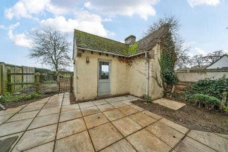 3 bedroom Terraced House to let in Hill View, Kingston Lisle, OX12