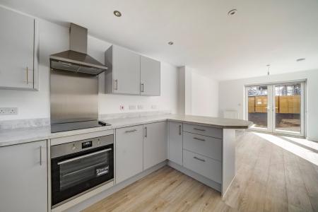 2 bedroom Semi-detached house to let in Northrop Gardens, Wantage, OX12