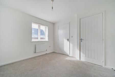 2 bedroom Semi-detached house to let in Northrop Gardens, Wantage, OX12