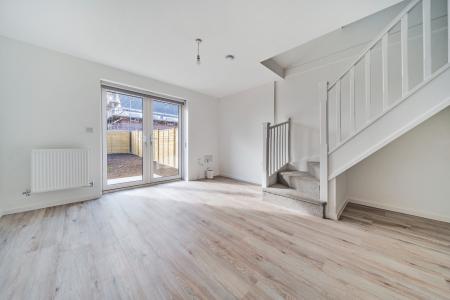 2 bedroom Semi-detached house to let in Northrop Gardens, Wantage, OX12
