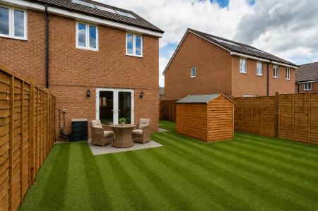 2 bedroom Semi-detached house to let in Keeping Place, Grove, OX12