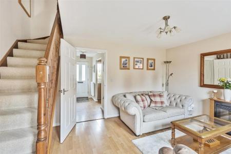 2 bedroom Terraced House to let in Weaver Row, Garston Lane, Wantage, OX12