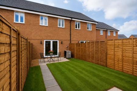 2 bedroom Terraced House to let in Bristol Drive, Grove, OX12