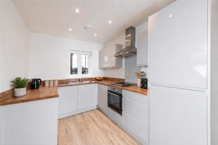3 bedroom Semi-detached house to let in Stinson Place, Grove, OX12