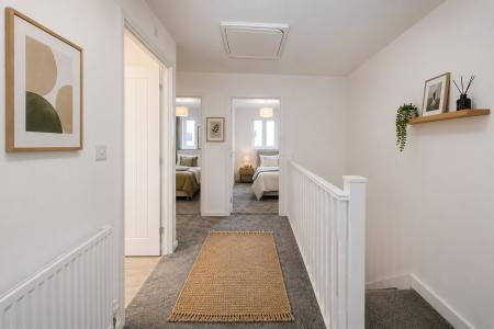3 bedroom Semi-detached house to let in Bristol Drive, Grove, OX12