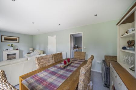 3 bedroom Terraced House to let in Stockham Park, Wantage, OX12