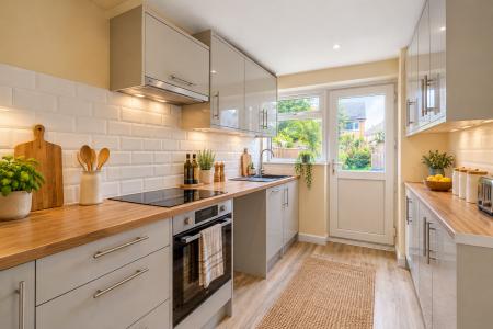 3 bedroom Terraced House to let in Hunters Field, Stanford In The Vale, SN7