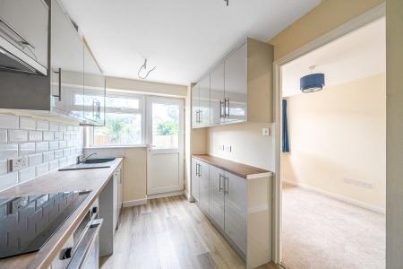 3 bedroom Terraced House to let in Hunters Field, Stanford In The Vale, SN7