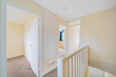 3 bedroom Terraced House to let in Hunters Field, Stanford In The Vale, SN7