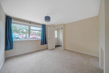 3 bedroom Terraced House to let in Hunters Field, Stanford In The Vale, SN7