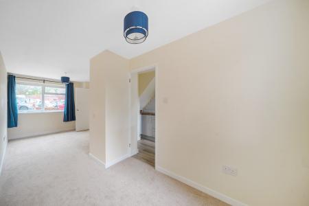 3 bedroom Terraced House to let in Hunters Field, Stanford In The Vale, SN7