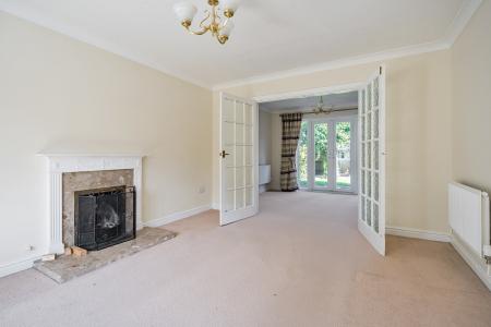 3 bedroom Detached house to let in Churchward Close, Grove, OX12