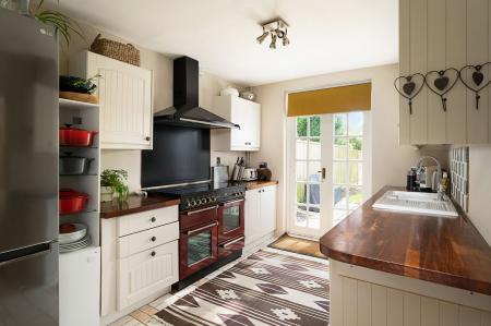 4 bedroom Semi-detached house to let in Dog Lane, Childrey, OX12