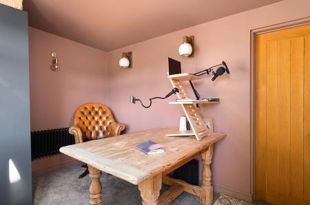 4 bedroom Semi-detached house to let in Dog Lane, Childrey, OX12